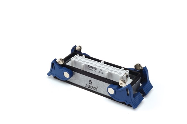 24 KONTAKLI 16A MAKİNE PRİZİ