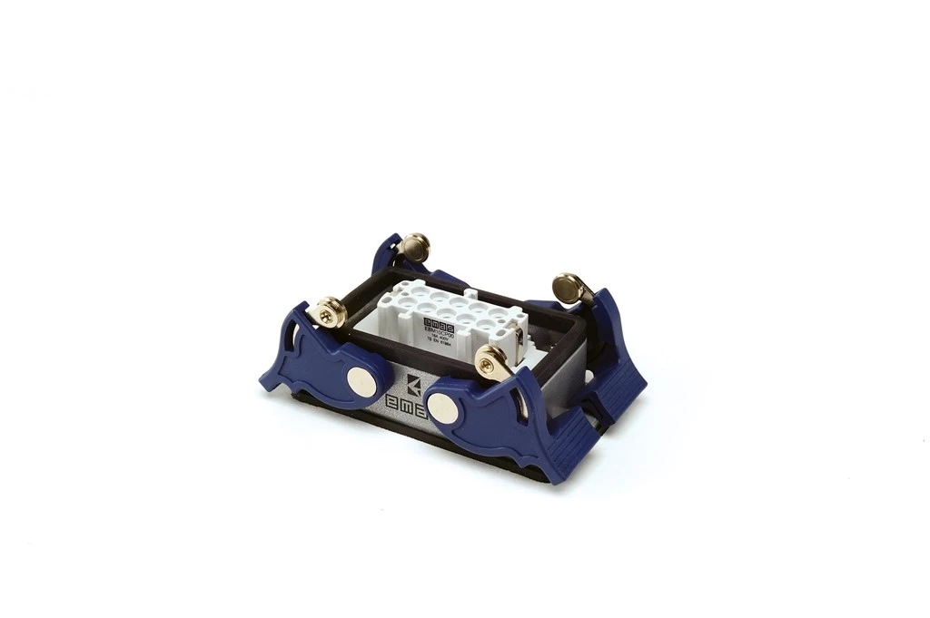 10 KONTAKLI 16A MAKİNE PRİZİ METAL MANDAL